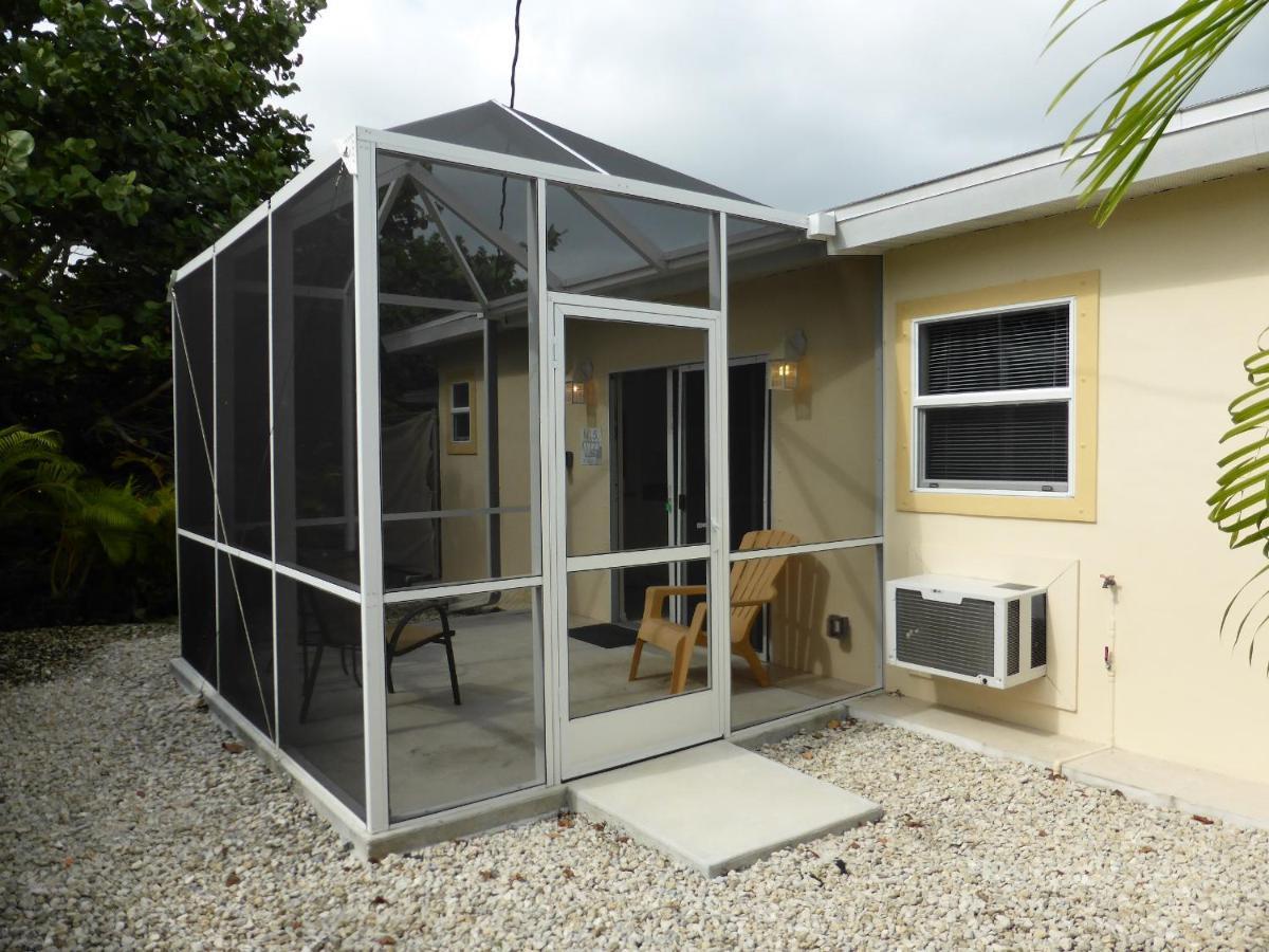 In * Cape Coral